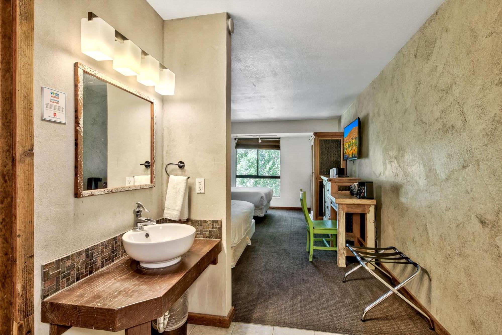 Inn At South Lake Tahoe Room photo