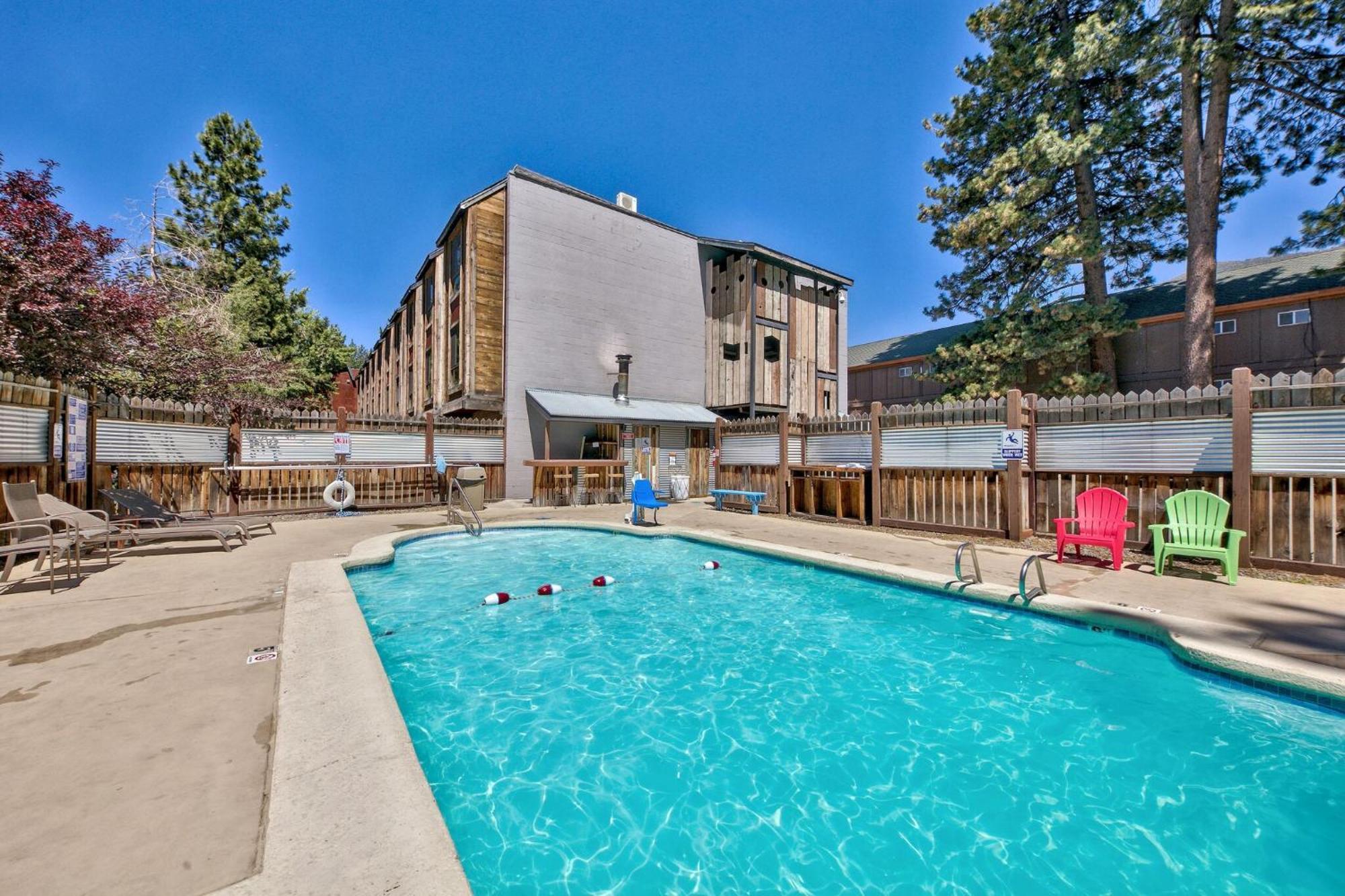 Inn At South Lake Tahoe Exterior photo